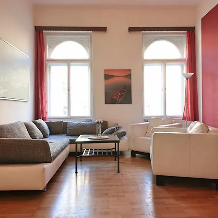 Tyrsova Flat Apartment *