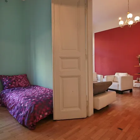 Tyrsova Flat *
