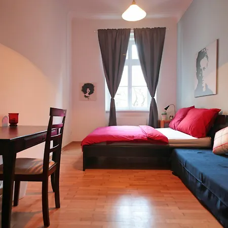 Tyrsova Flat Apartment *