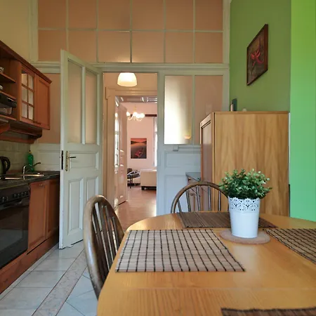 Tyrsova Flat Apartment *